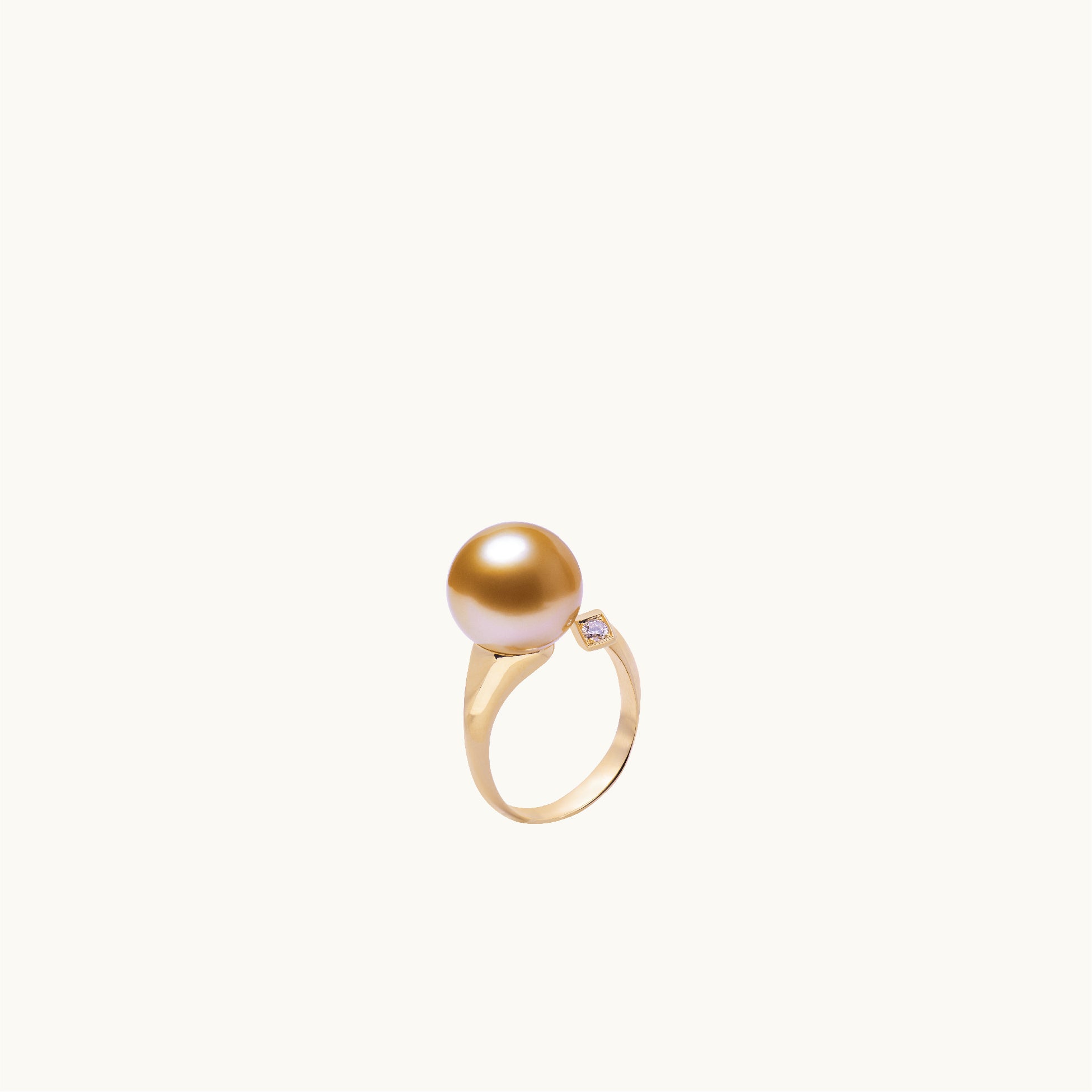 Cairo Golden South Sea Pearl and Diamond Ring